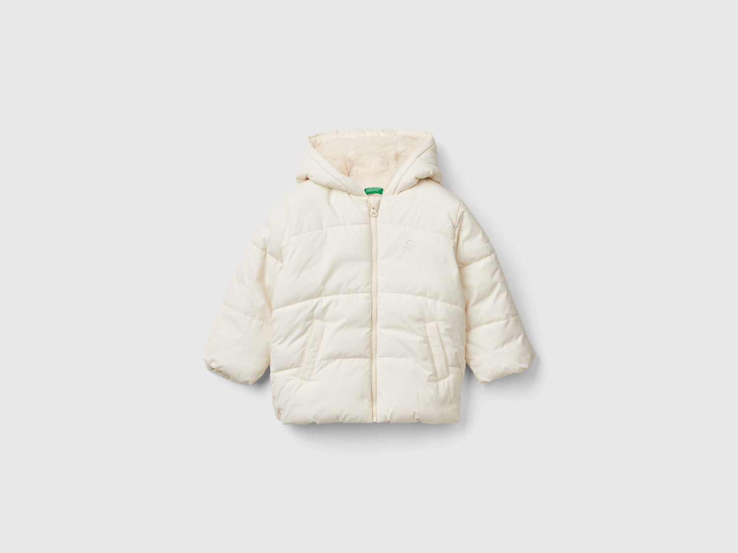 Giubbotto imbottito con cappuccio da bimba bianco panna | Benetton Outlet