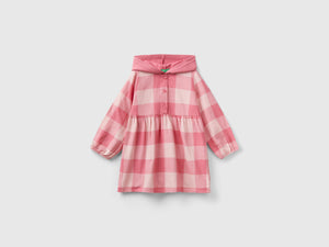 Vestito scozzese con cappuccio
