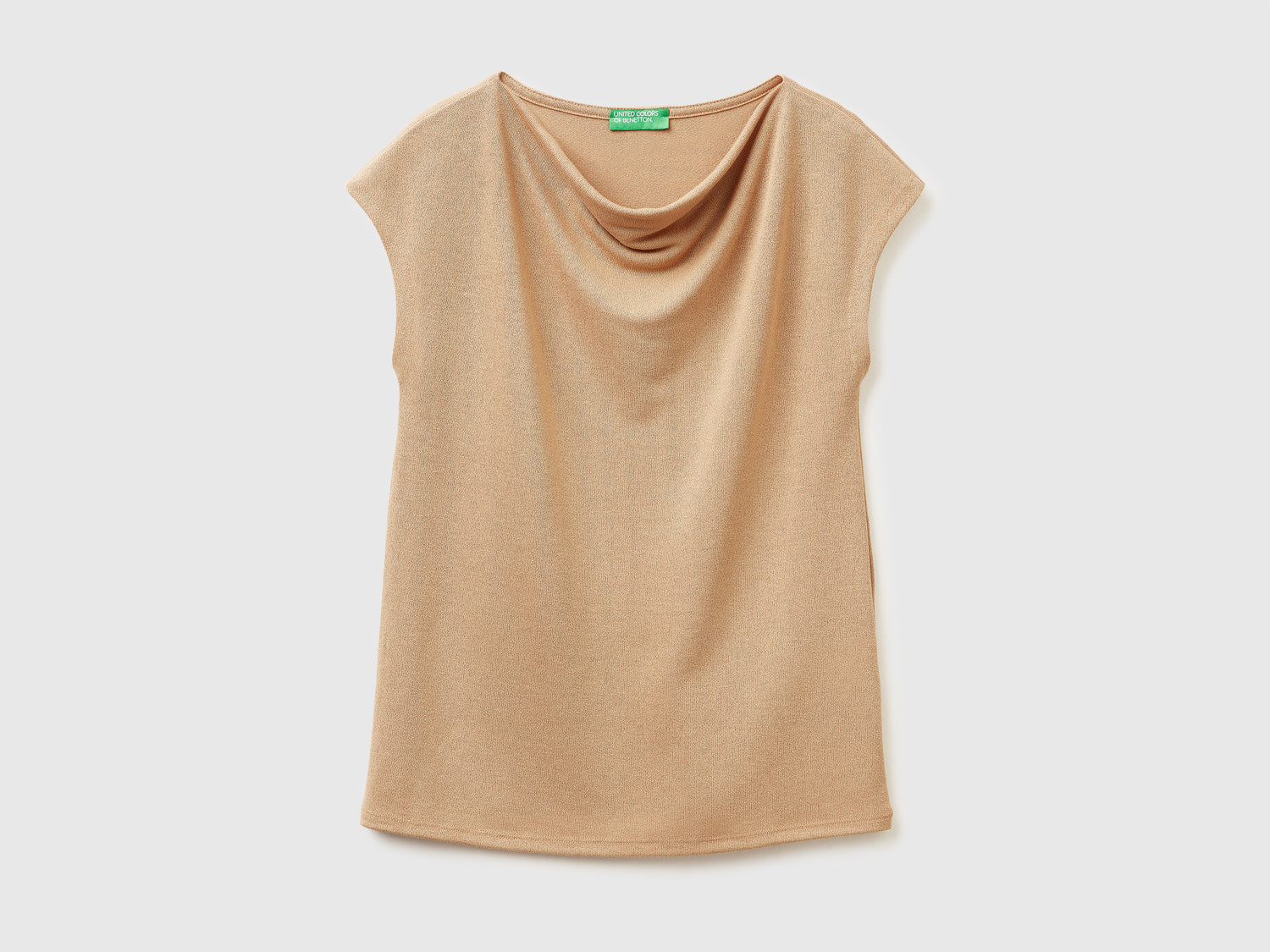 T-shirt smanicata in crêpe da donna cammello | Benetton Outlet