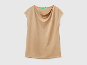 T-shirt smanicata in crêpe