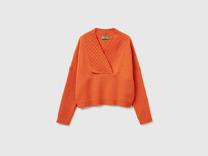 Maglione boxy fit con scollo a V