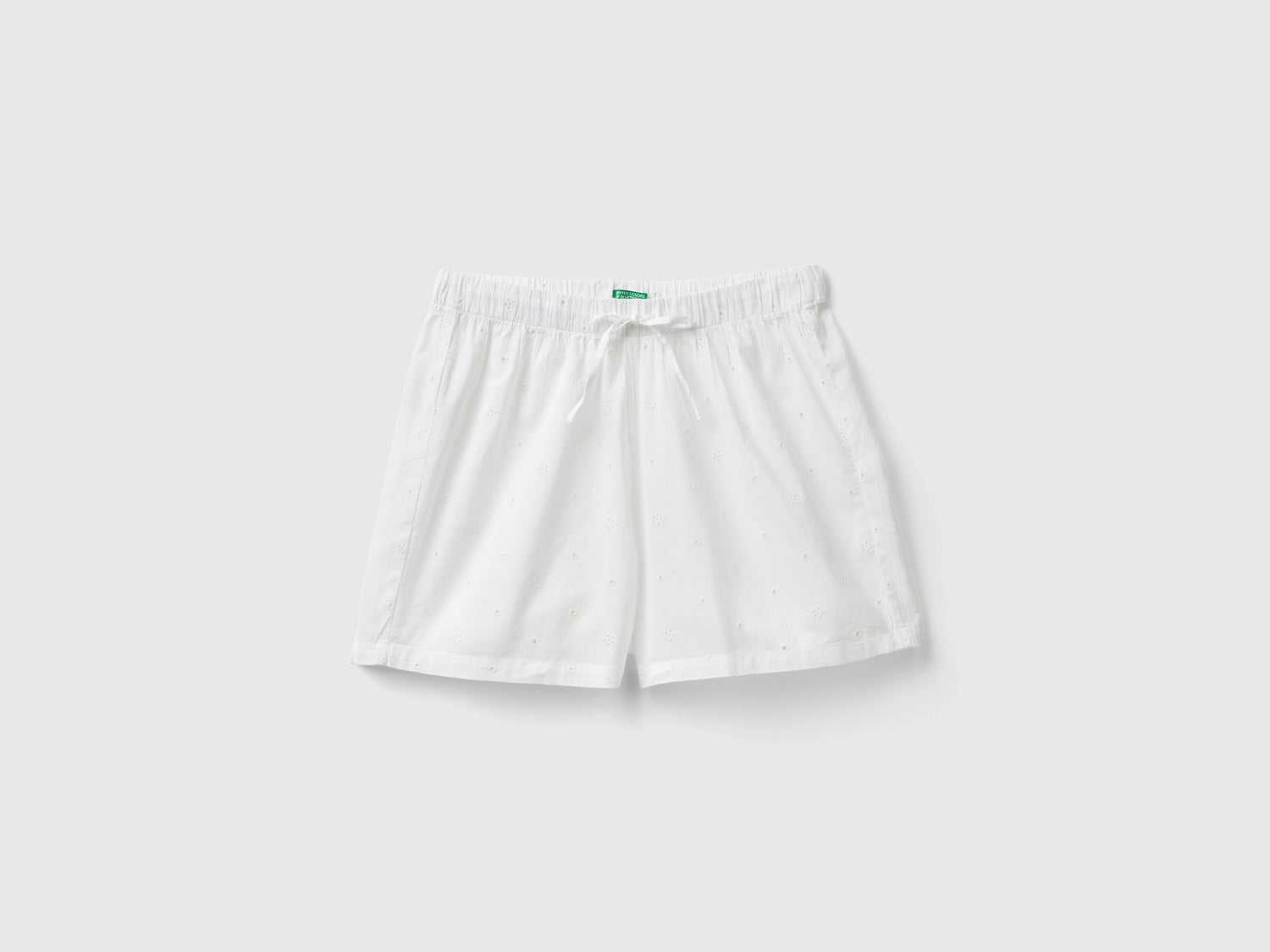 Shorts con ricami sangallo da donna bianco | Benetton Outlet