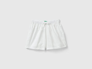 Shorts con ricami sangallo