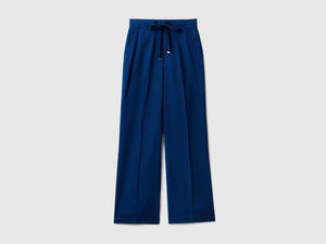 Pantaloni lunghi in lyocell fluido e leggero