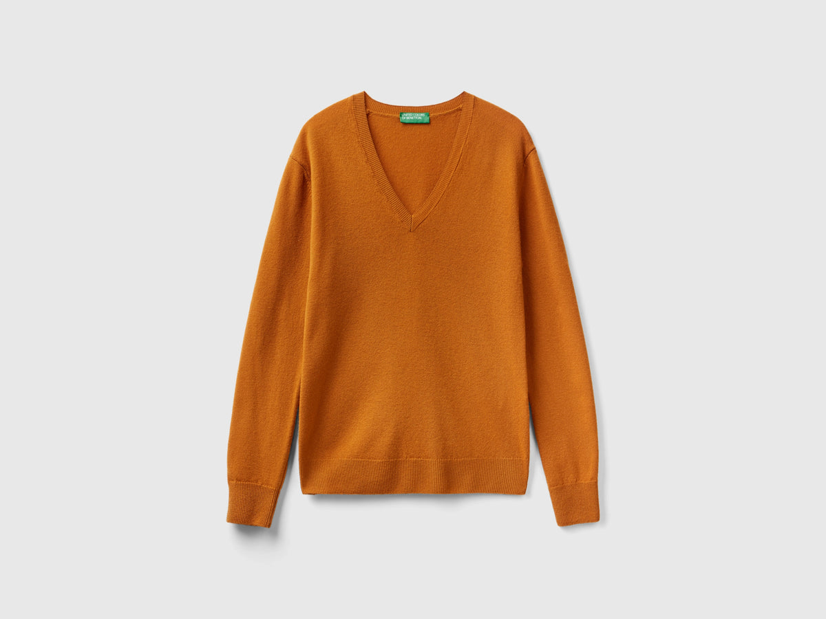 Maglia con scollo a V tabacco in pura lana Merino