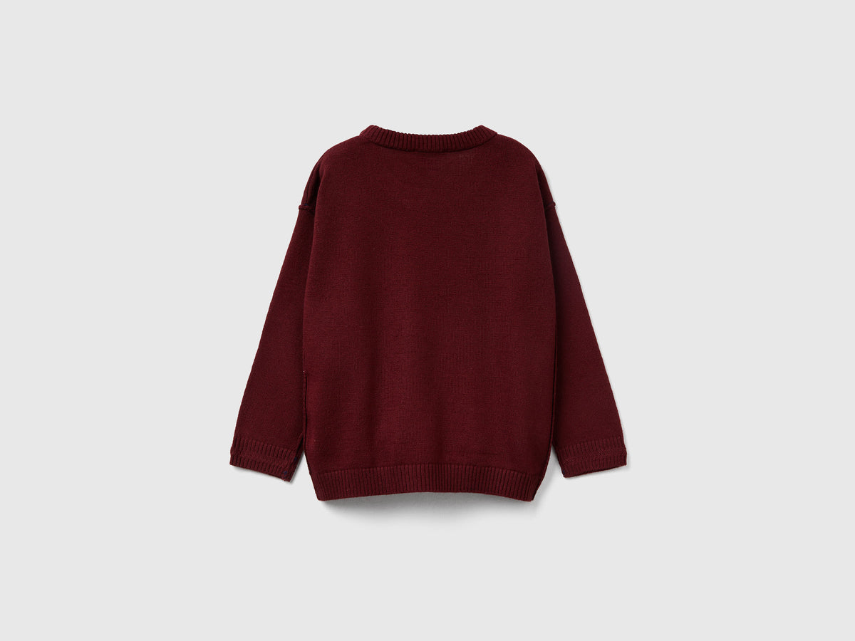 Maglia girocollo con ricamo