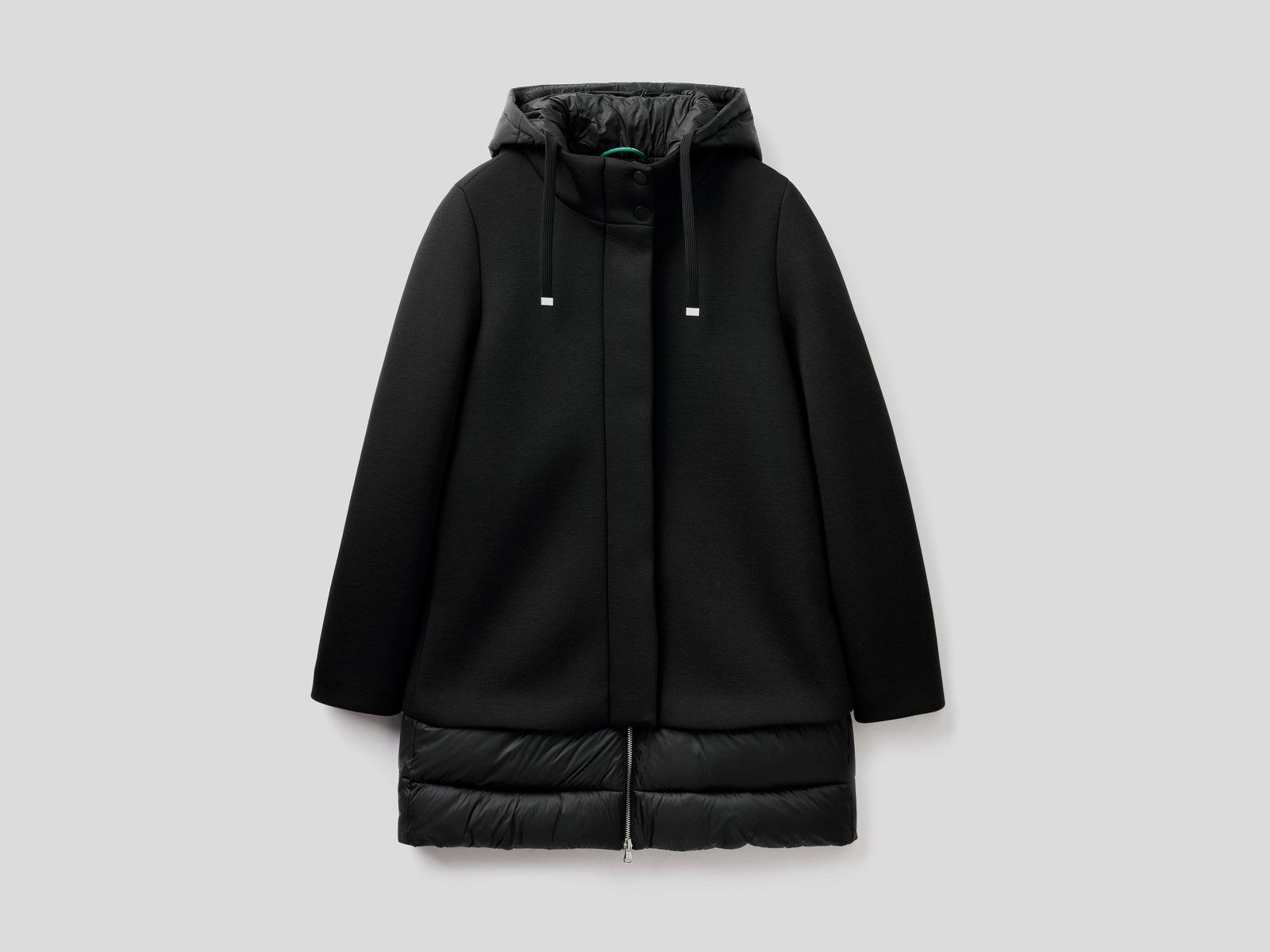 Giubbotto con dettagli imbottiti da donna nero | Benetton Outlet