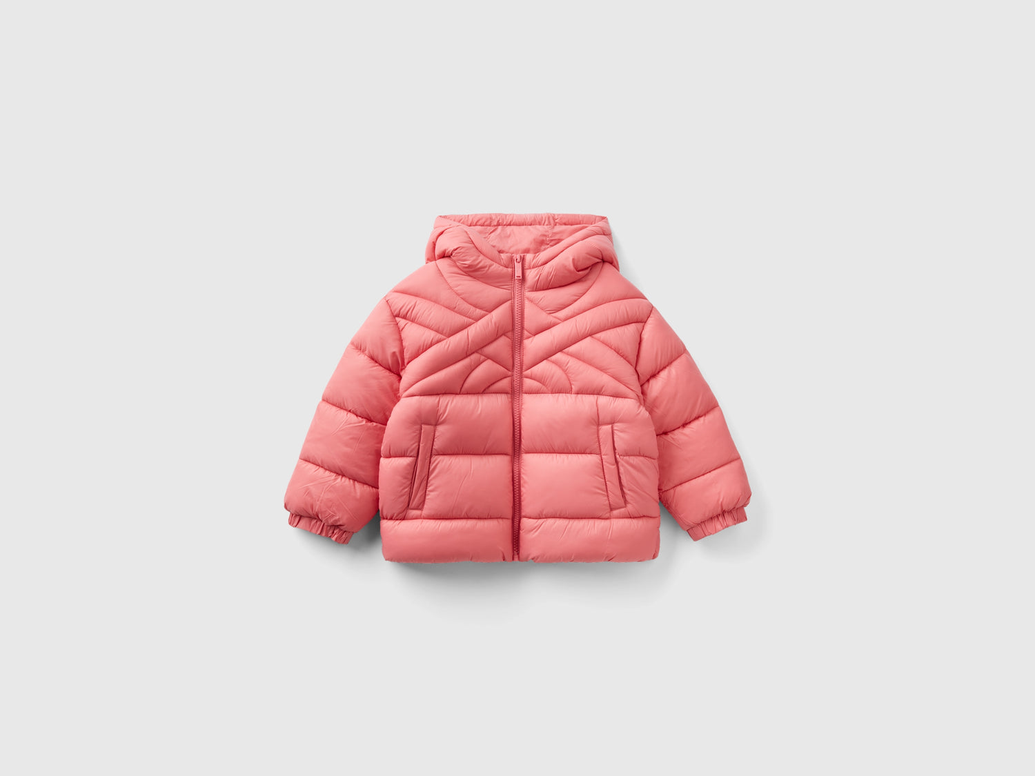 Piumino corto imbottito con ovatta riciclata da bimbo rosa | Benetton Outlet