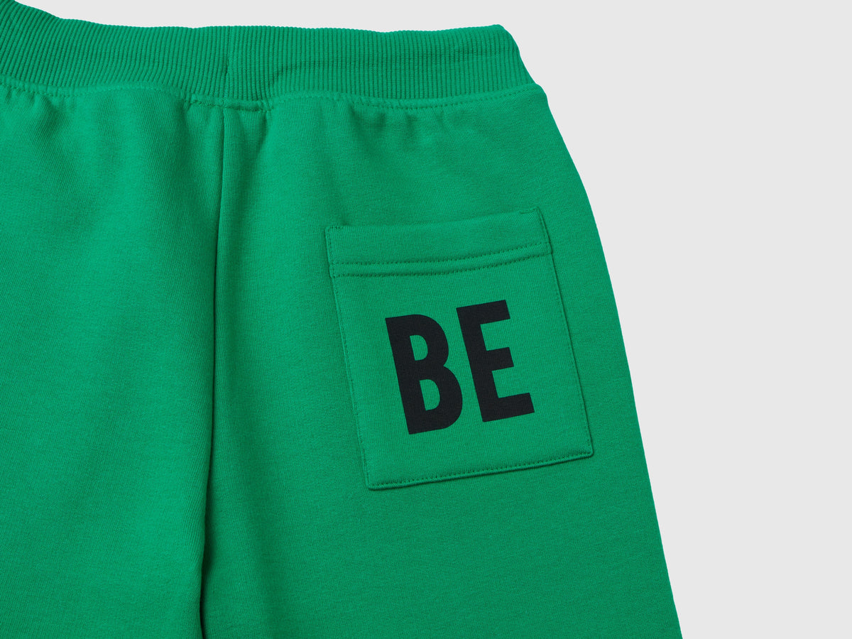 Pantaloni in calda felpa con stampa