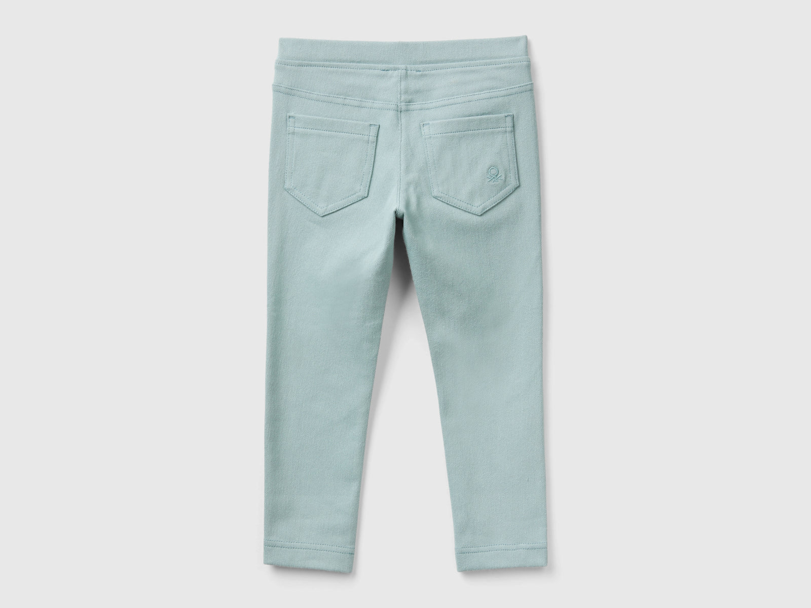 Pantaloni in felpa super stretch da bimba grigio perla 2 | Benetton Outlet