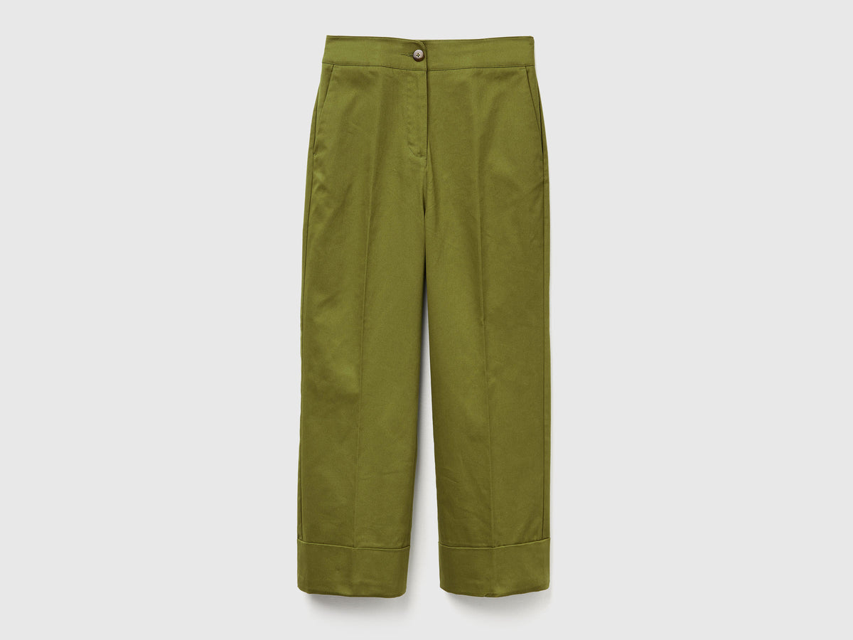 Pantaloni straight con risvolto