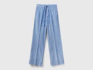 Pantaloni ampi in velluto