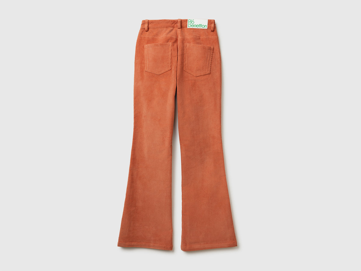 Pantaloni bootcut in velluto