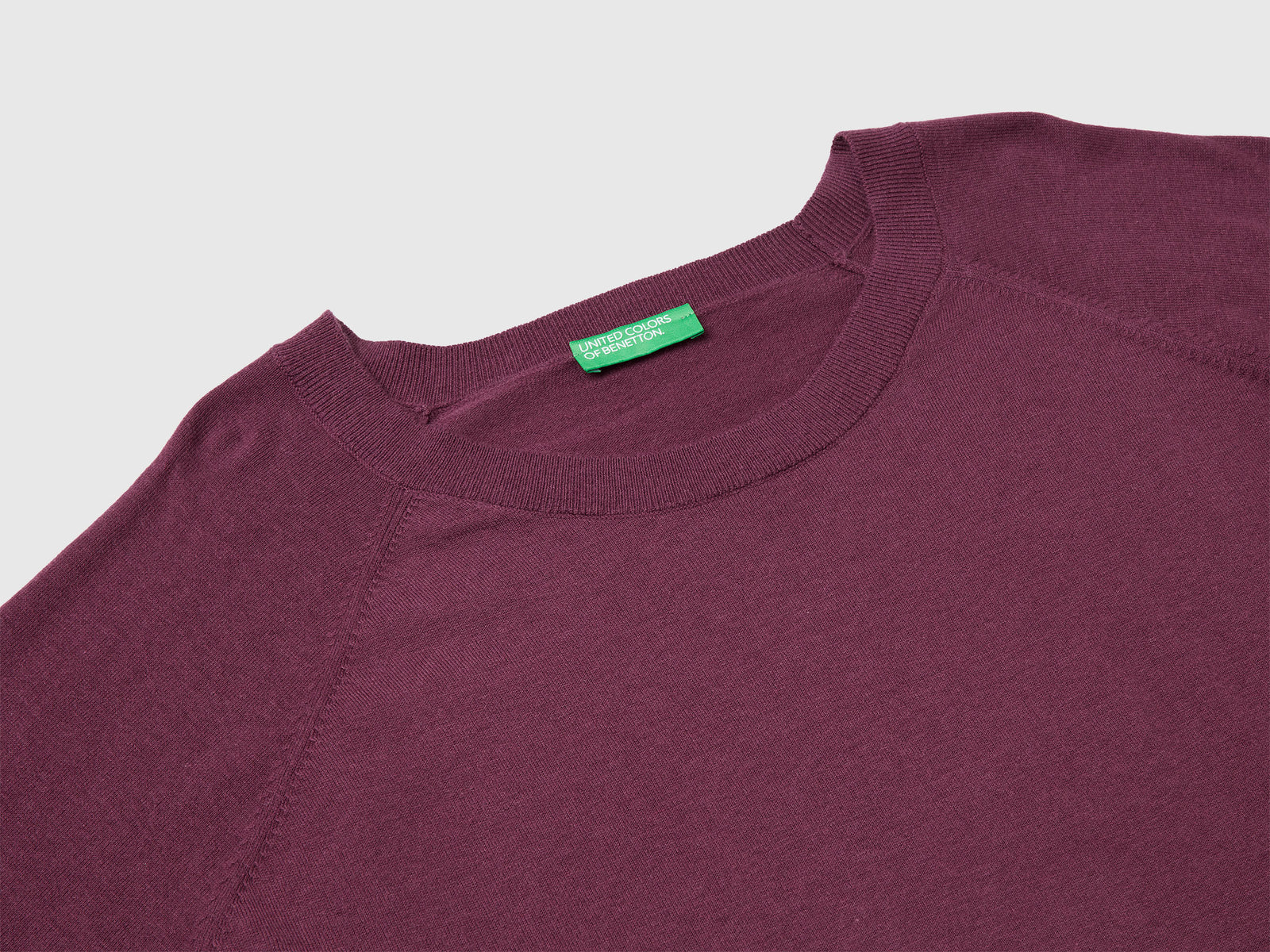 Maglioncino svasato in misto lana da donna prugna 3 | Benetton Outlet