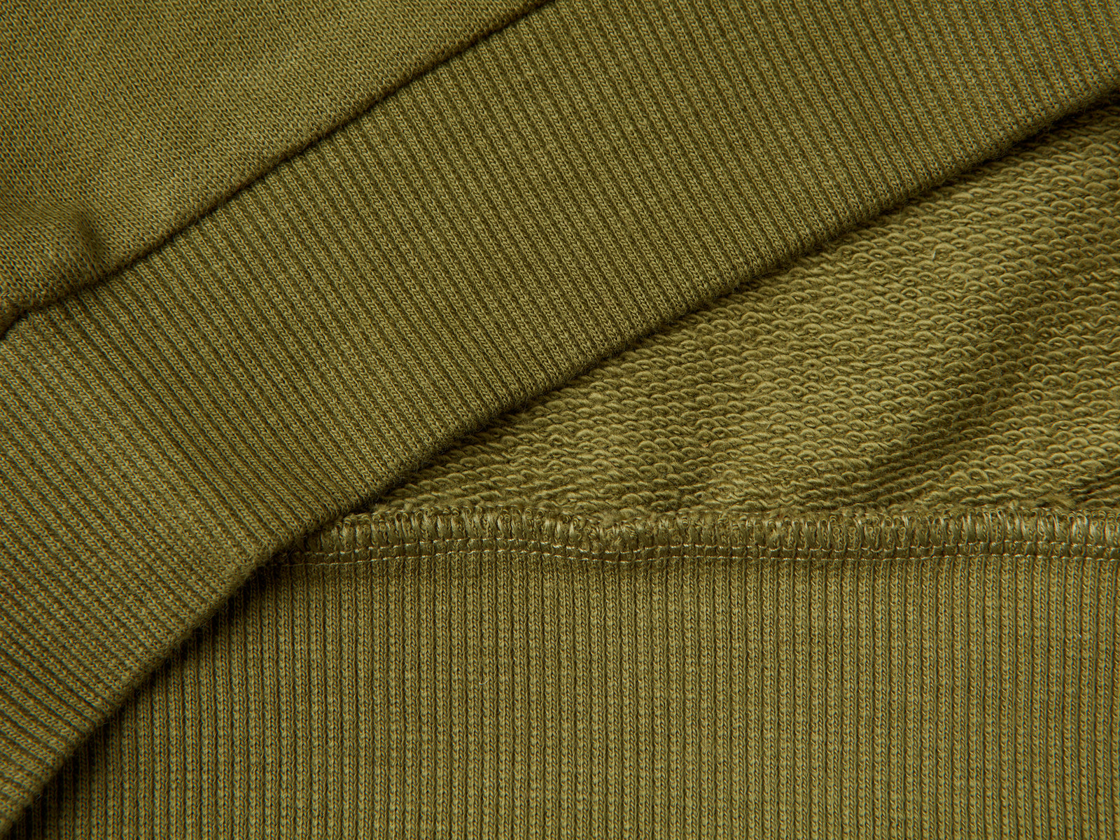 Felpa chiusa con banda a righe da bimbo verde militare 2 | Benetton Outlet