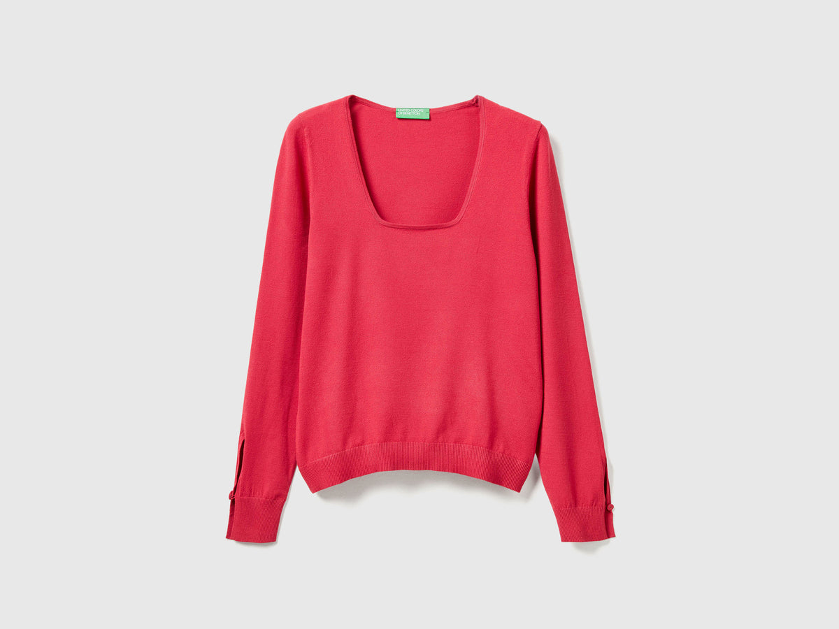 Maglia con scollo quadrato