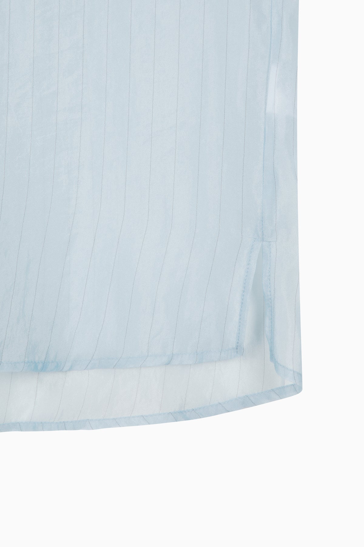 Camicia azzurra semi trasparente