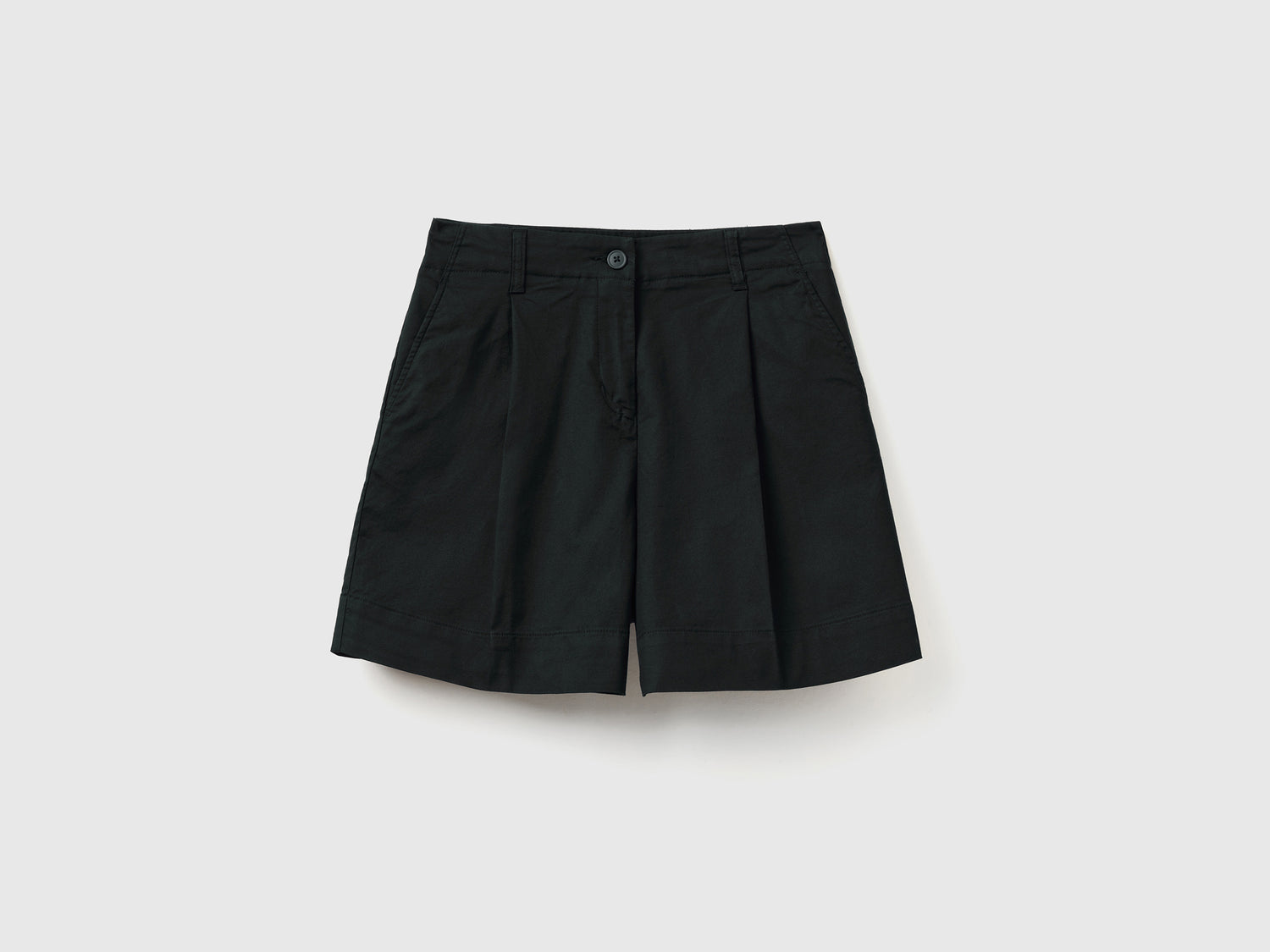 Shorts in cotone elasticizzato da donna nero | Benetton Outlet