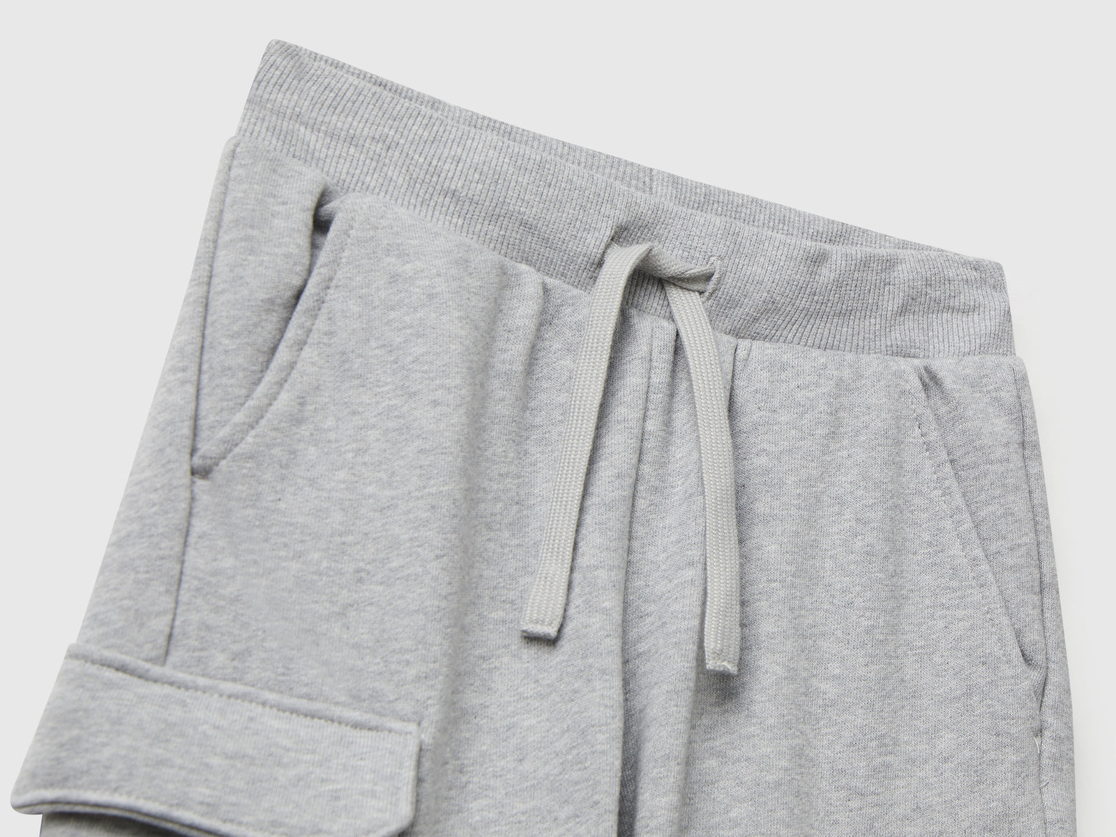 Joggers cargo in felpa da bimbo grigio chiaro 3 | Benetton Outlet