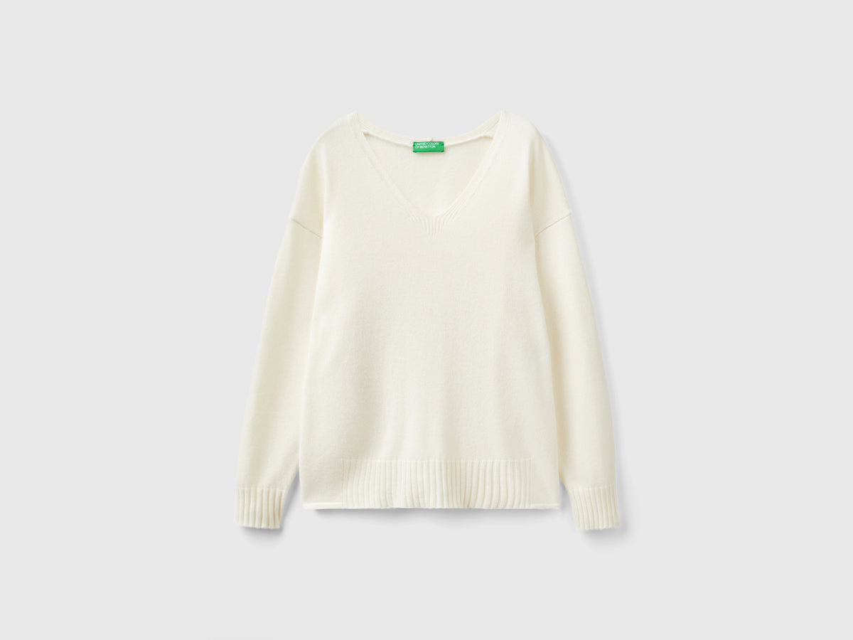 Maglia scollo a V in misto lana