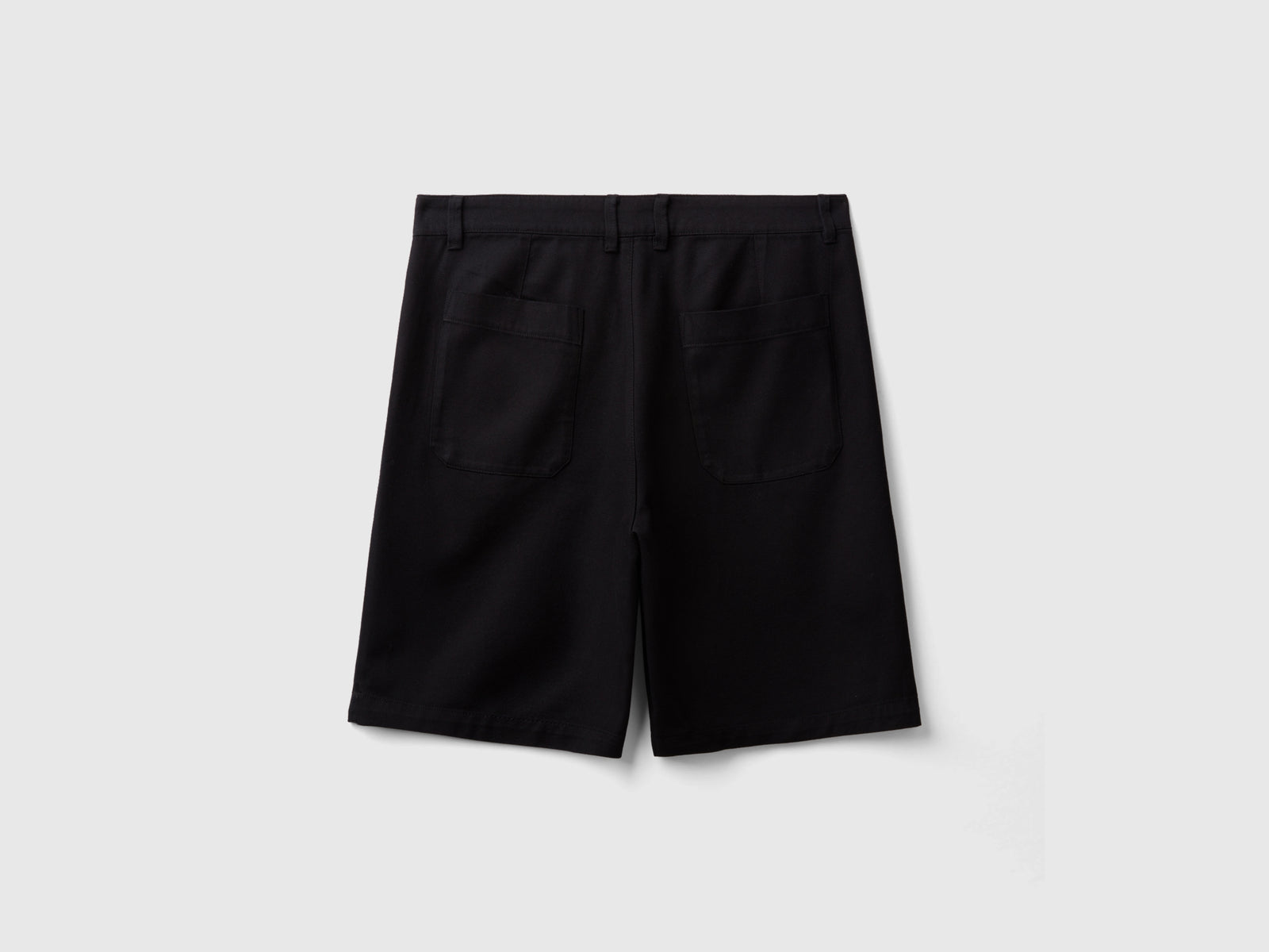 Shorts in misto cotone e Modal da uomo nero 2 | Benetton Outlet