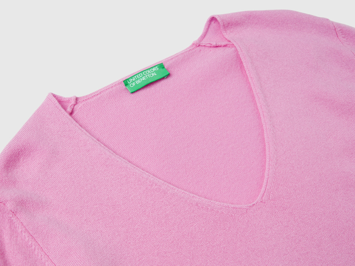 Maglione con scollo a V in pura lana Merino