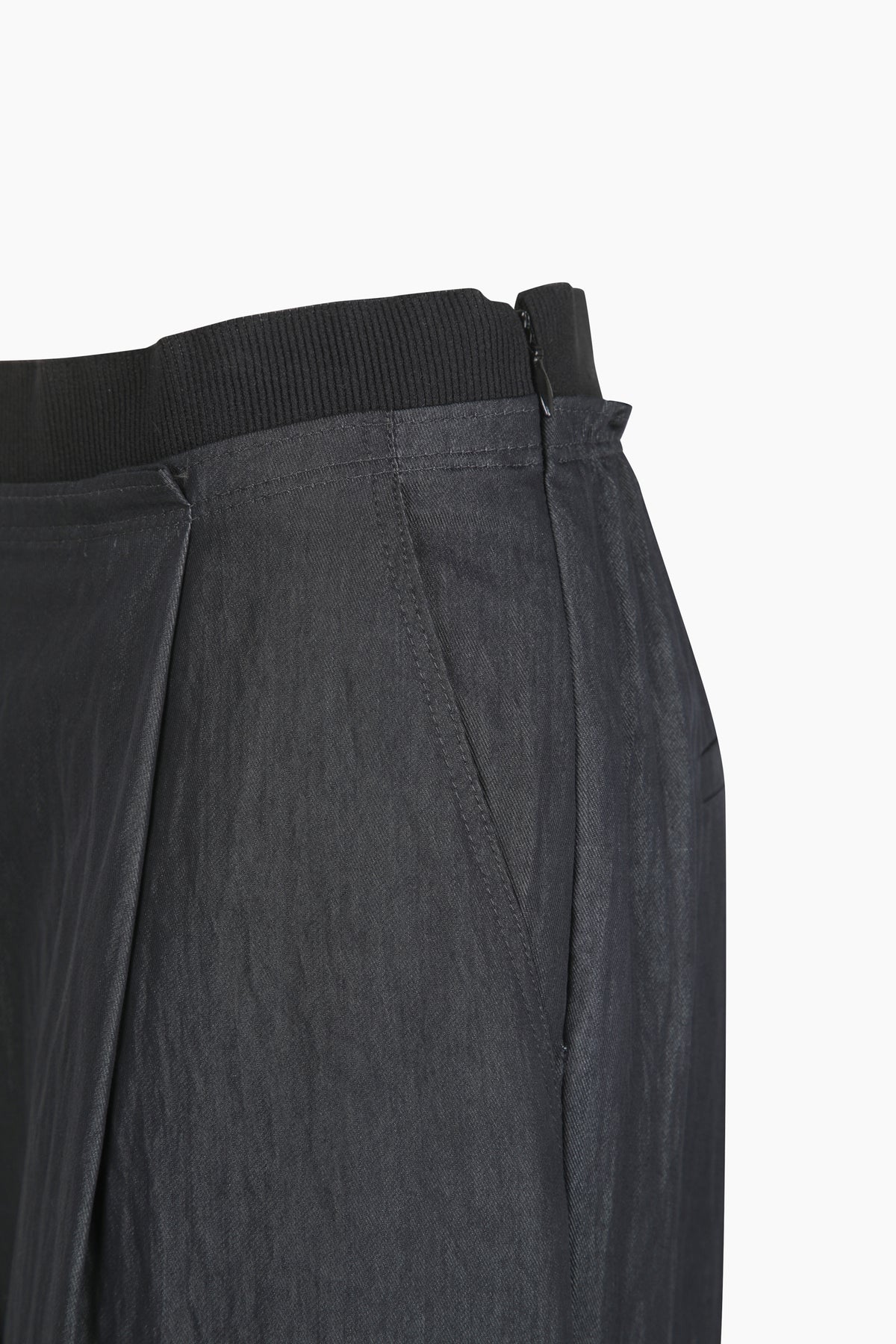 Pantaloni con pinces