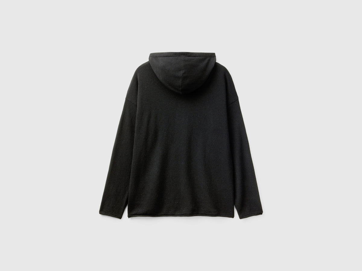 Cashmere blend sweater with hood
