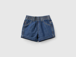 Pantaloni corti in jeans leggero