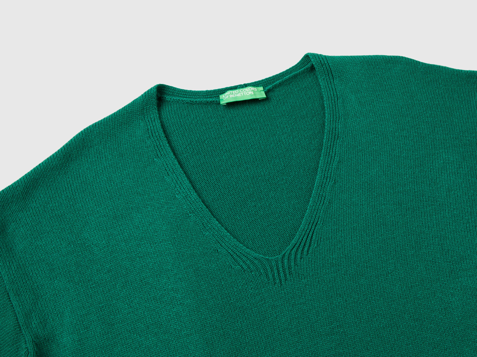 Maglia scollo a V in misto lana da donna verde scuro 3 | Benetton Outlet