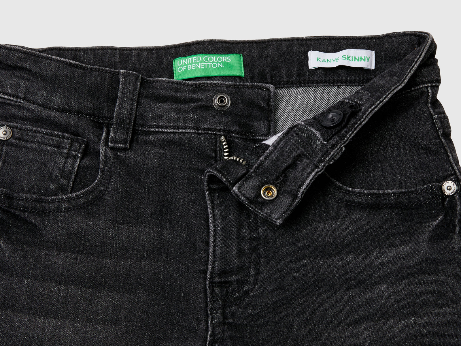 Skinny fit jeans da bambino nero 3 | Benetton Outlet