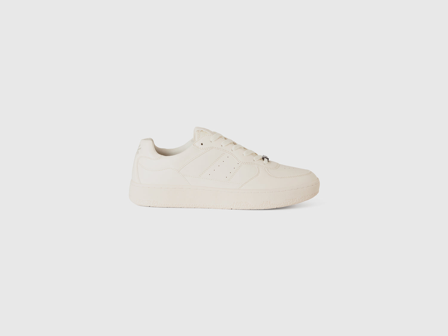 Sneakers basse da uomo bianco panna | Benetton Outlet
