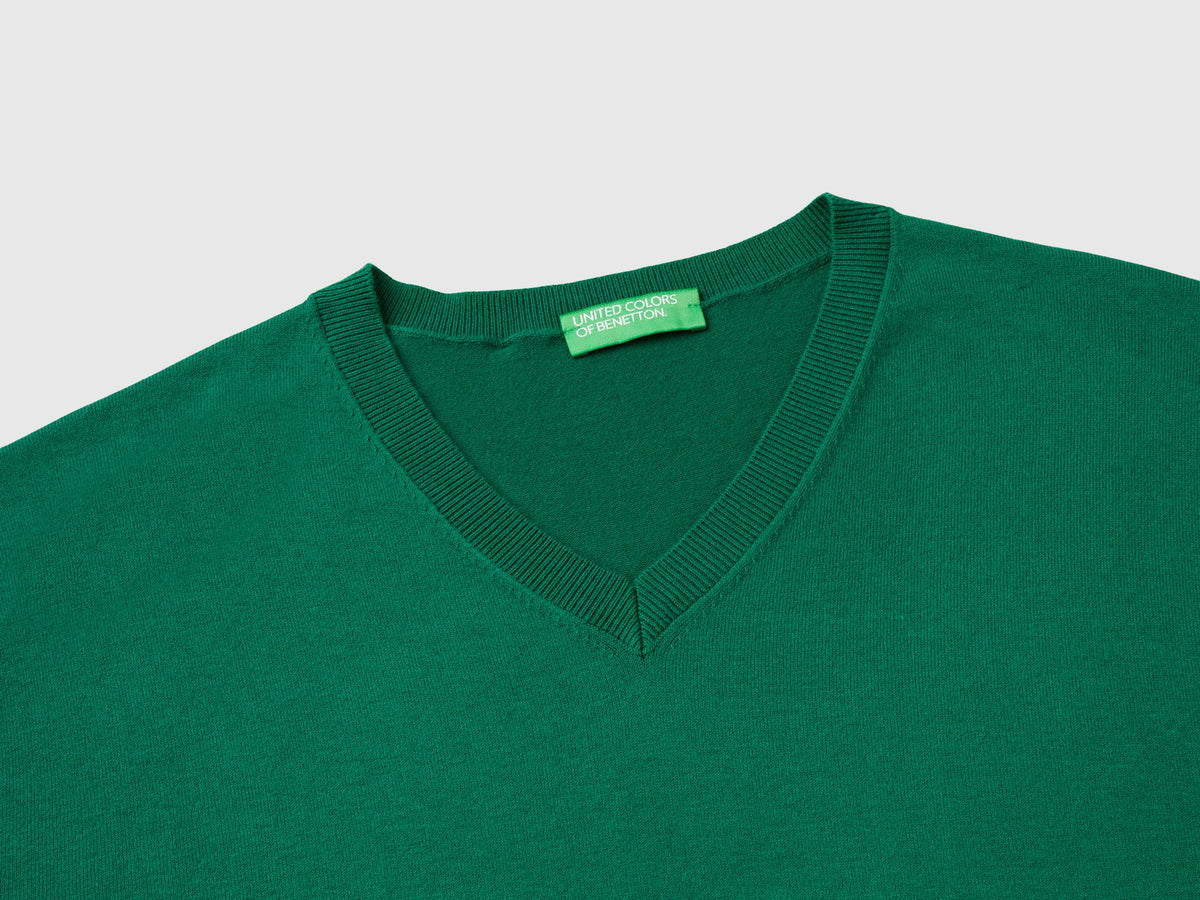 Maglia scollo a V in misto cotone leggero
