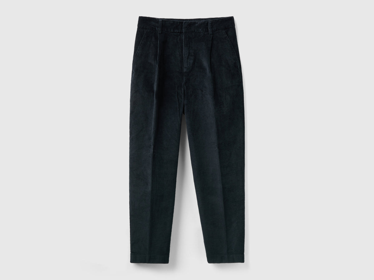 Pantaloni cropped in velluto a coste
