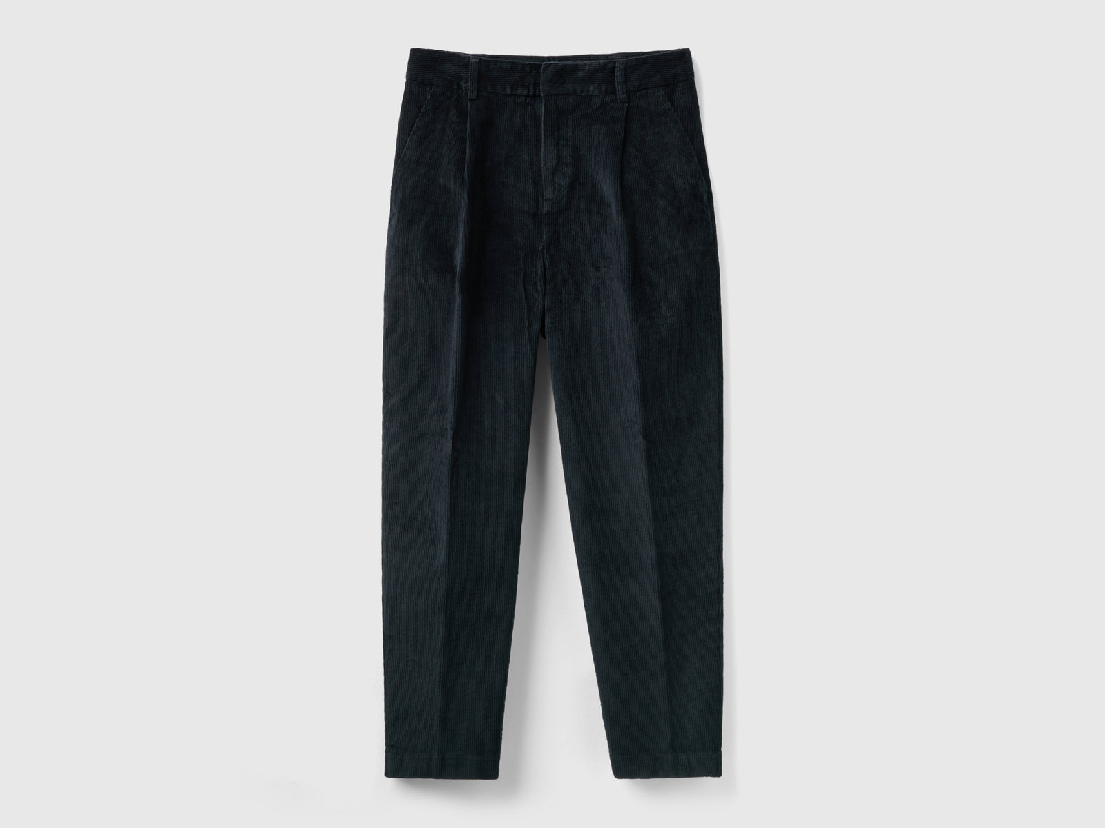 Pantaloni cropped in velluto a coste da donna nero | Benetton Outlet