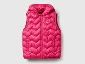 Gilet imbottito con cappuccio