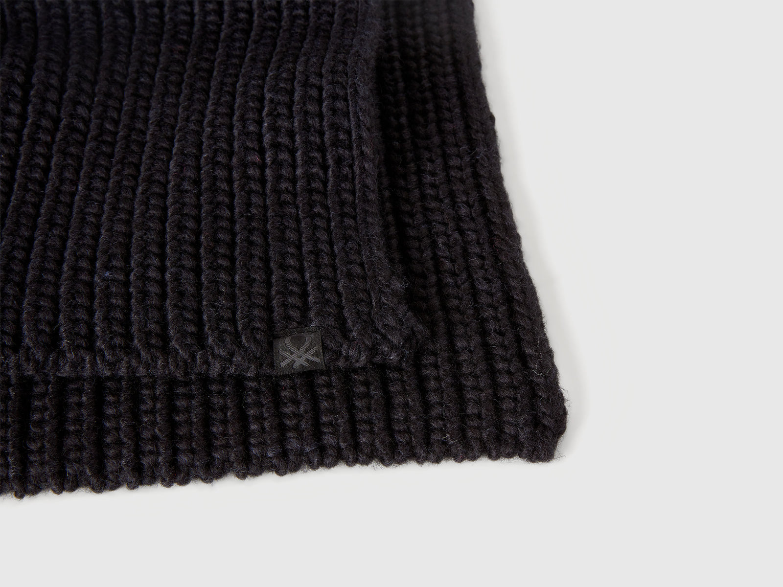 Sciarpa in misto lana da bambino nero 3 | Benetton Outlet
