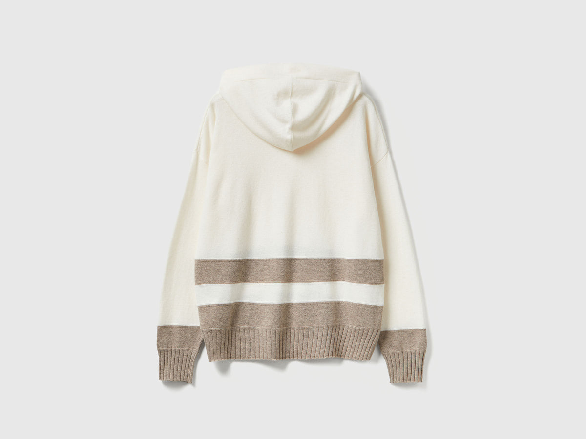 Maglia panna in misto cashmere con cappuccio