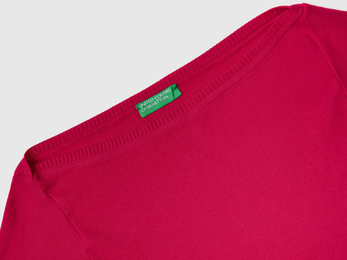 Maglia 100% cotone con scollo a barchetta