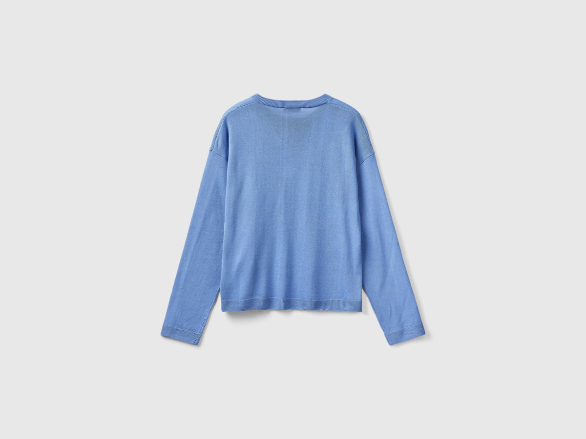 Crew-neck button-up cardigan