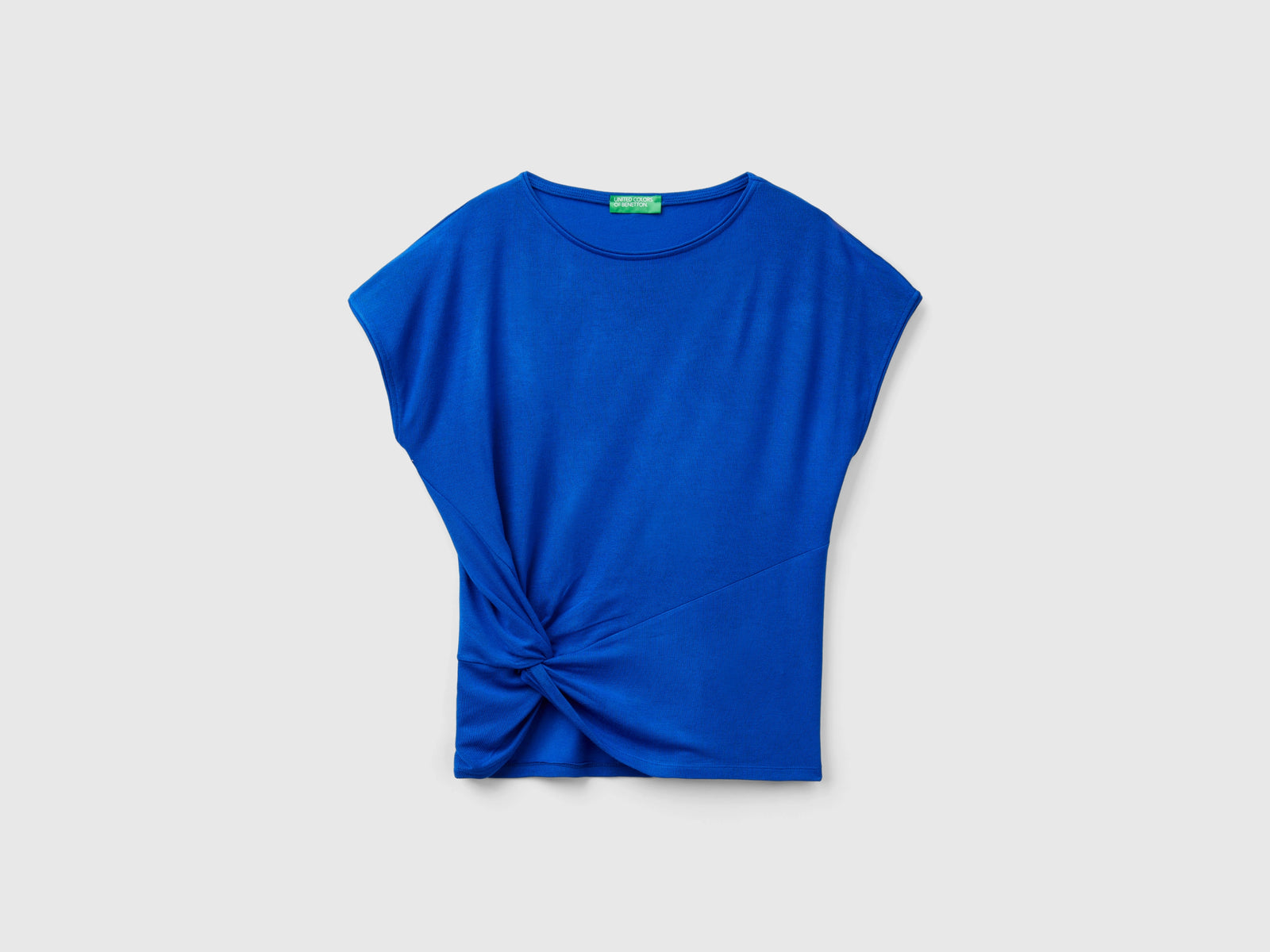 T-shirt fluida con nodo da donna bluette | Benetton Outlet