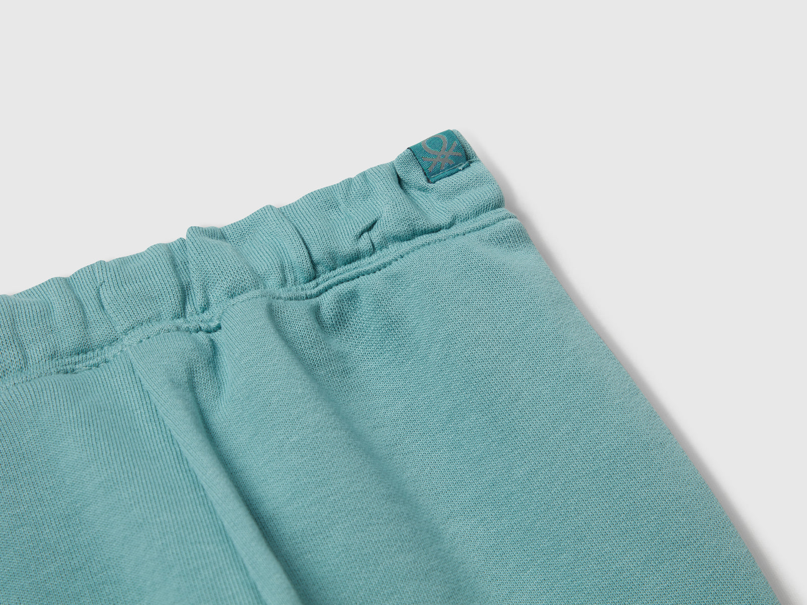 Joggers in felpa regular fit da bimbo celeste 3 | Benetton Outlet