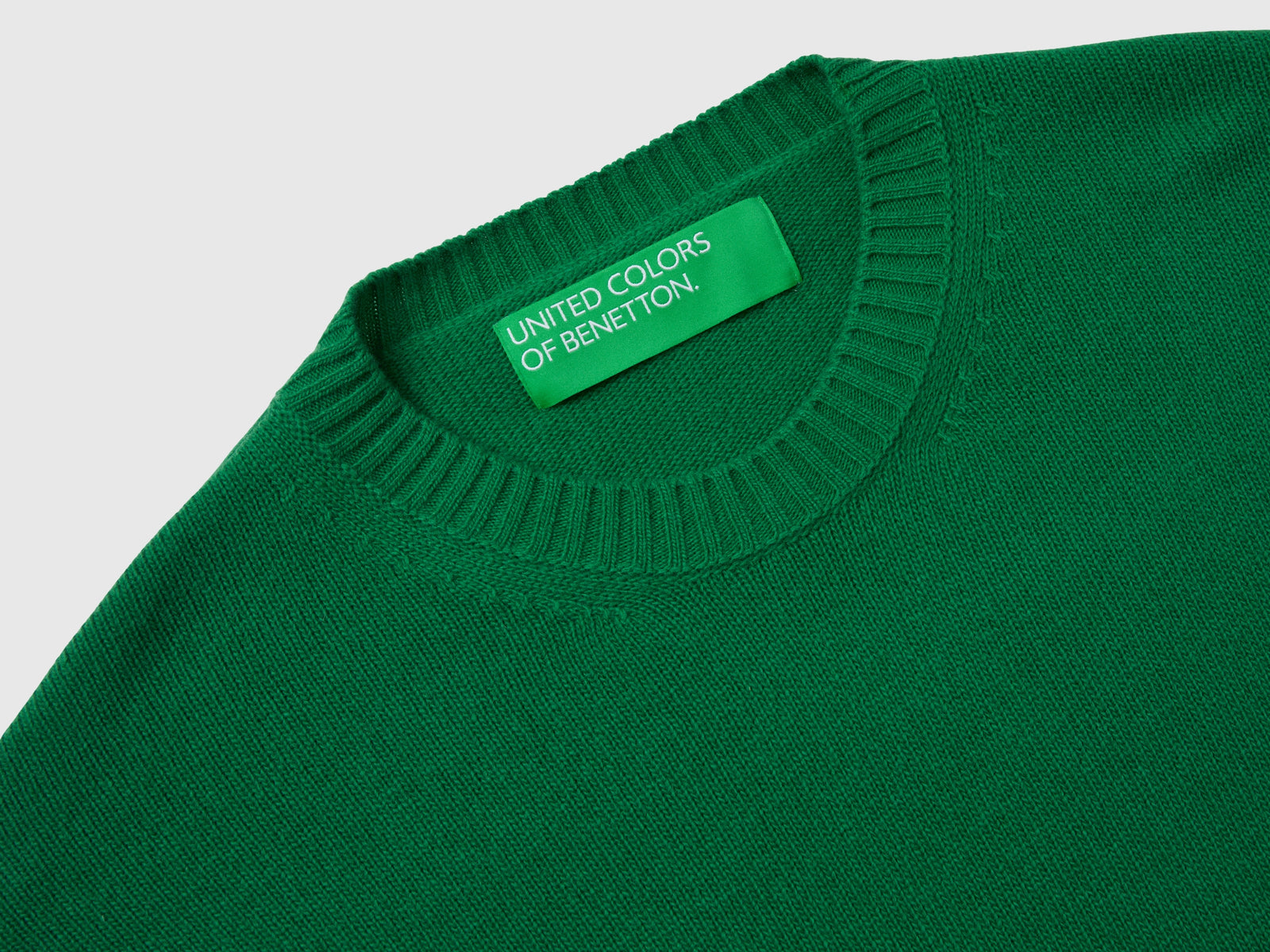 Maglia boxy fit in misto lana da donna verde 3 | Benetton Outlet