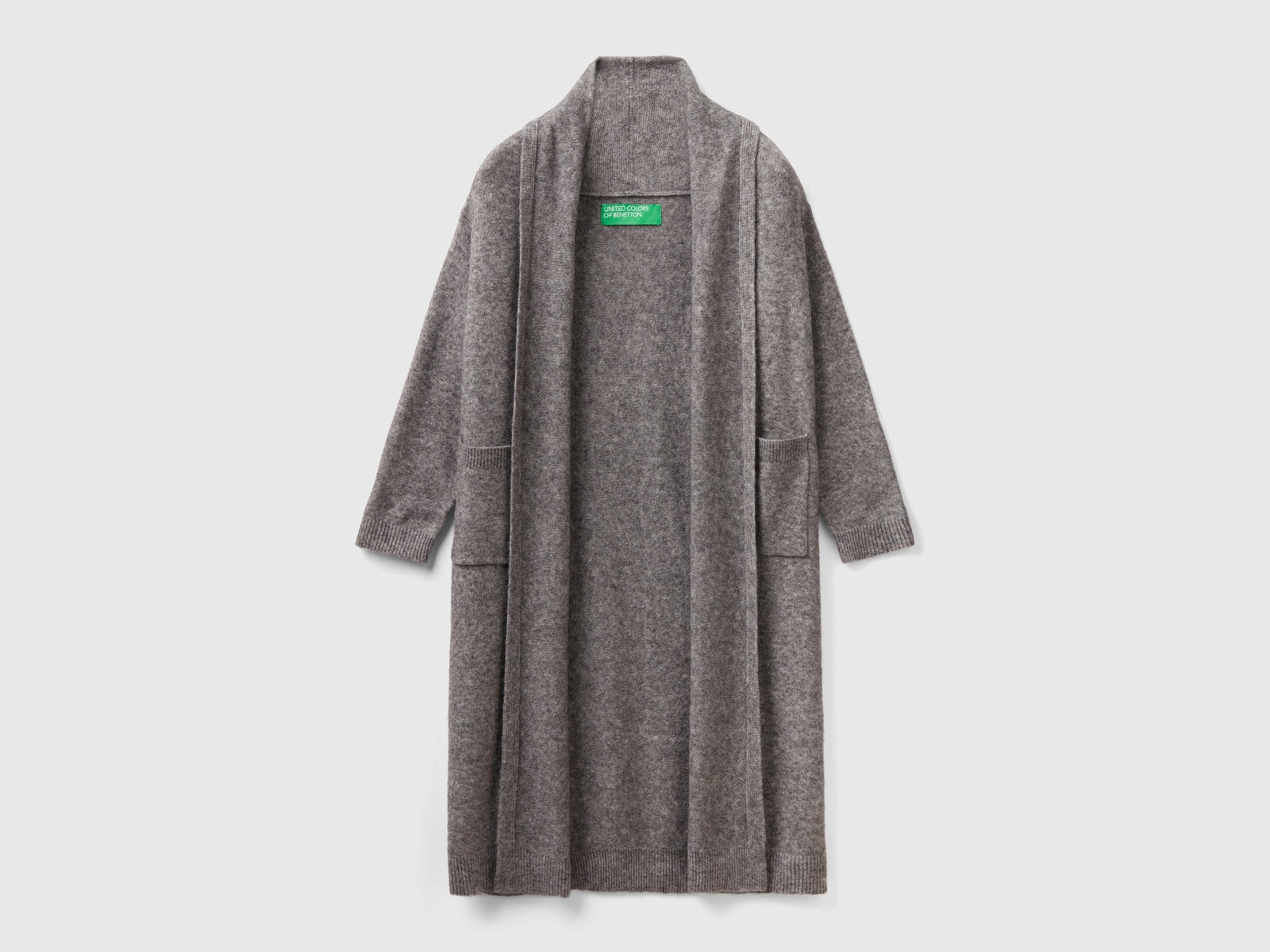 Cardigan lungo in filato riciclato da donna grigio scuro | Benetton Outlet