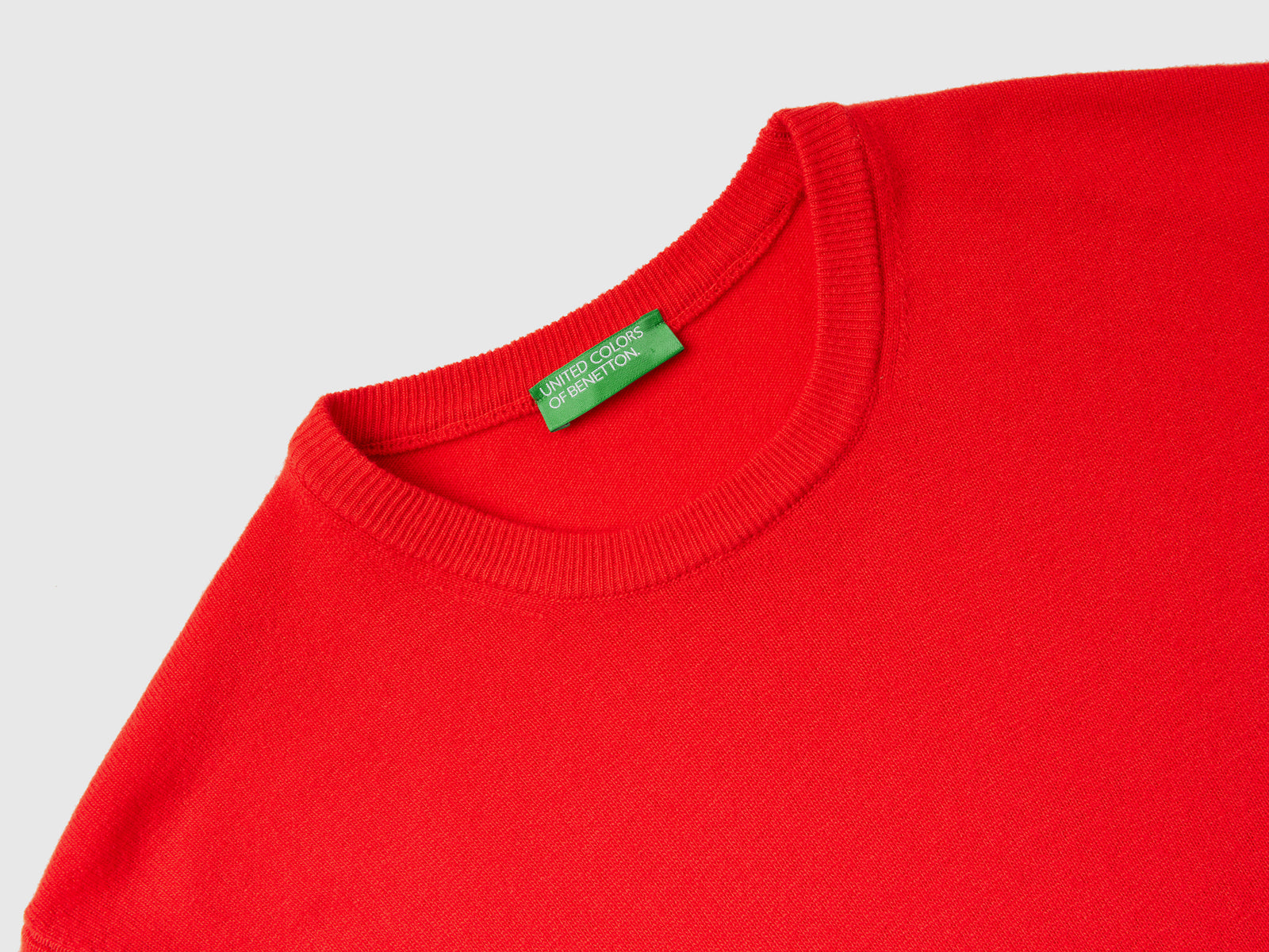 Maglia girocollo in pura lana Merino da uomo rosso 3 | Benetton Outlet