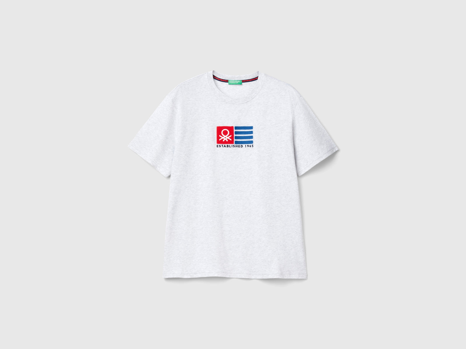 Organic cotton T-shirt with embroidered logo da uomo grigio chiaro | Benetton Outlet