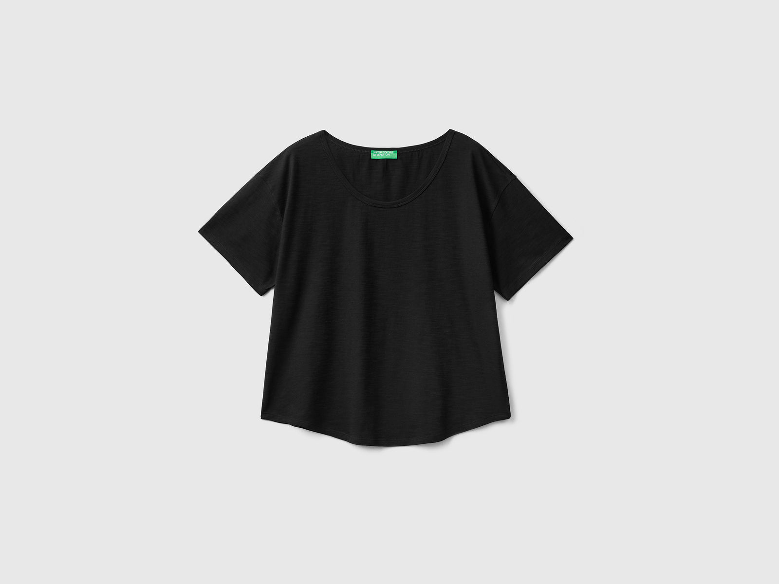 Maglietta a manica corta in puro cotone fiammato da donna nero | Benetton Outlet