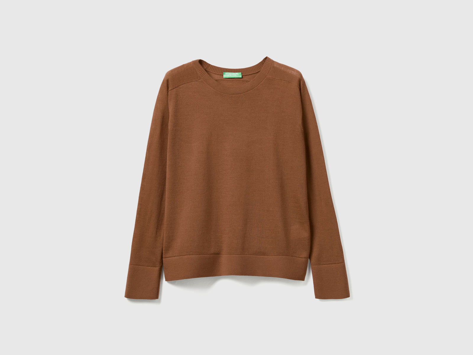 Maglia in pura lana Merino da donna cammello | Benetton Outlet