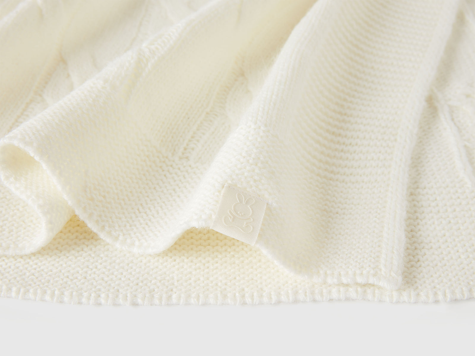 Coperta con trecce da neonato bianco panna 3 | Benetton Outlet