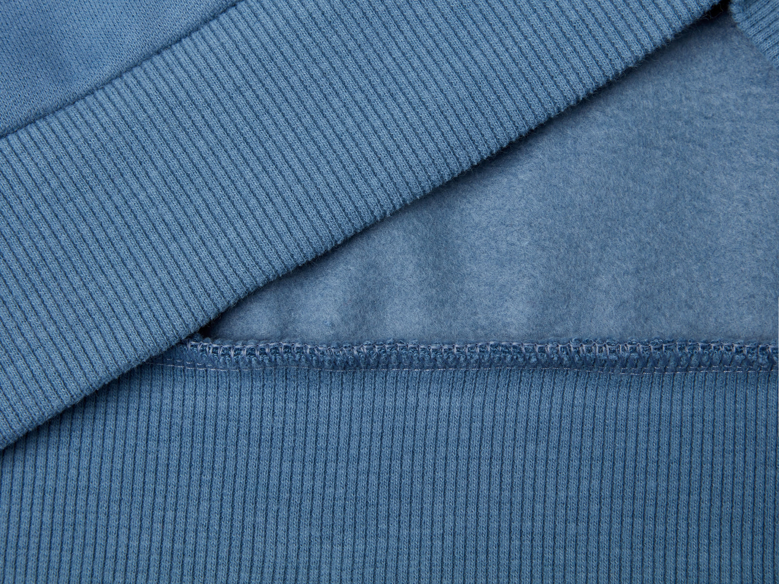 Calda felpa con logo da bambino avio 3 | Benetton Outlet